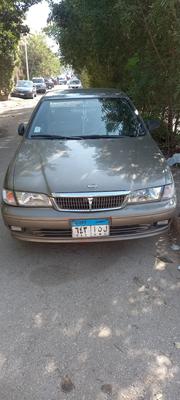 نيسان صنى 2000
