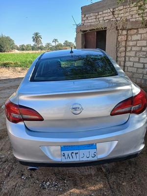 اوبل أسترا 2020