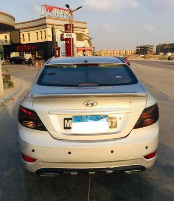 هيونداي اكسنت RB 2012