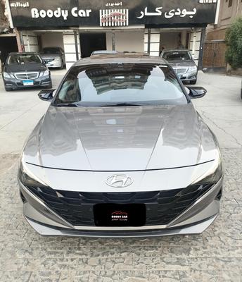 Hyundai Elantra 2021