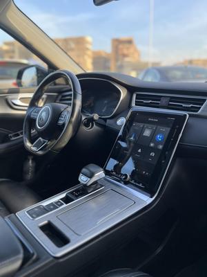 ام جى ار اكس 5 2025