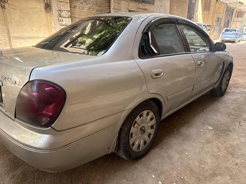 Nissan Sunny 2008