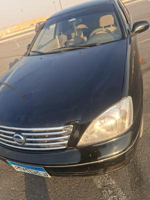 Nissan Sunny 2011