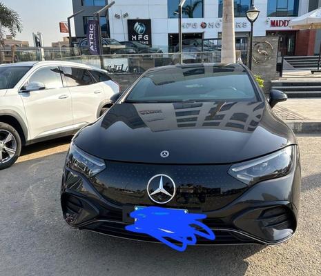 Mercedes EQE 300 2024