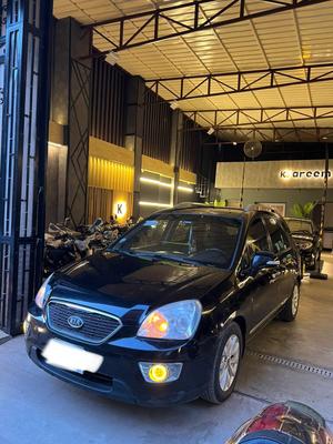 Kia Carens 2011