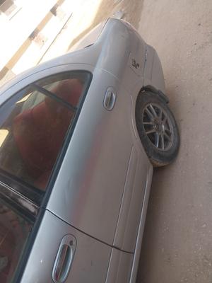 Nissan Sunny 2015