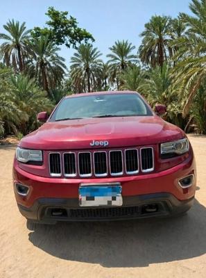 جيب جراند شيروكي 2015
