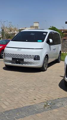 Hyundai Staria 2025