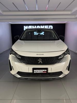 Peugeot 5008 2021