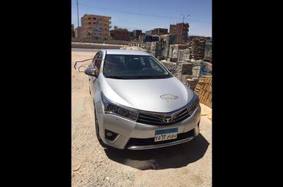 تويوتا كورولا 2015