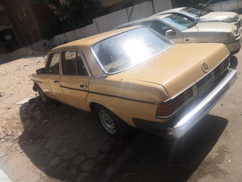 مرسيدس 230 1977