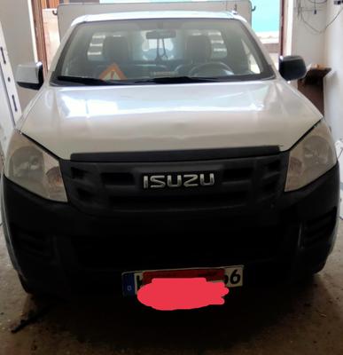 Isuzu D max 2014