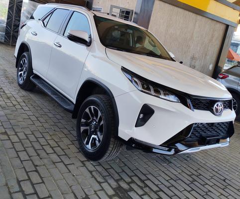 Toyota Fortuner 2027