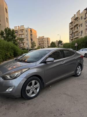 Hyundai Elantra 2013