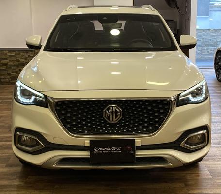 MG HS 2022
