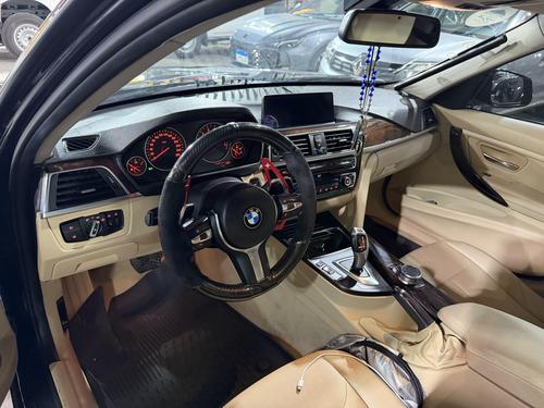 BMW 320i 2019