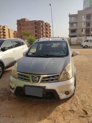 Nissan Livina 2011