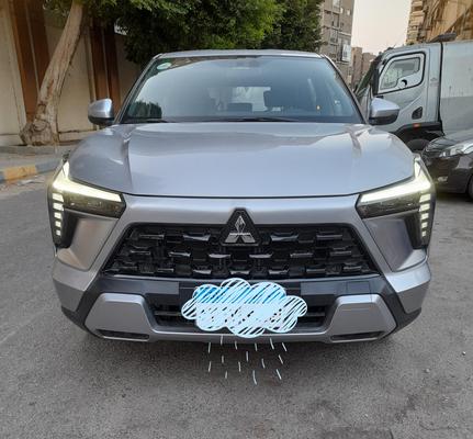 ميتسوبيشي اوت لاندر 2025