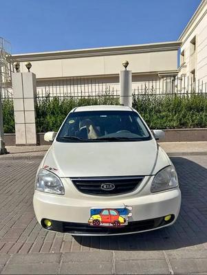 كيا كارينز 2004
