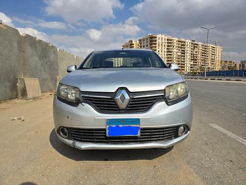 رينو لوجان 2015