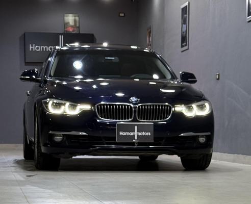 بي ام دبليو 320i 2019