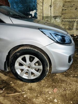 Hyundai Accent RB 2015
