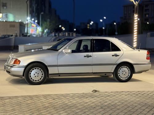 مرسيدس C 180 1994