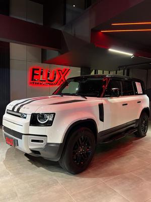 Land Rover Defender 2020
