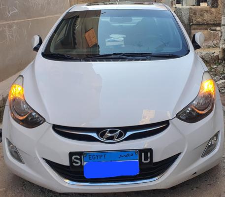 Hyundai Avante 2012