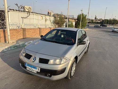 رينو ميجان 2005