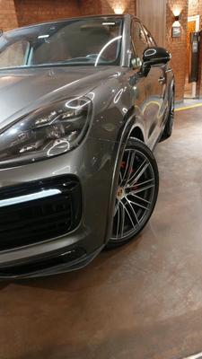 Porsche Cayenne 2022