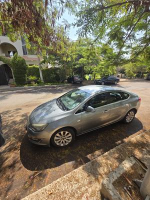 Opel Astra 2013
