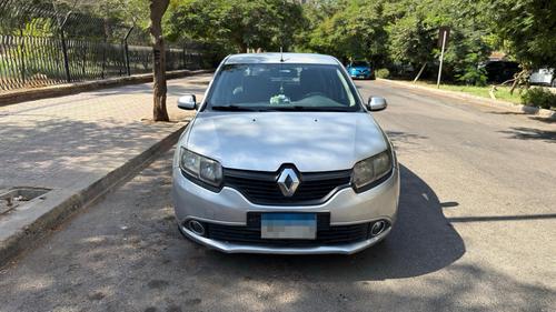 Renault Sandero 2015