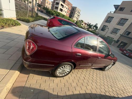 Nissan Sunny 2010