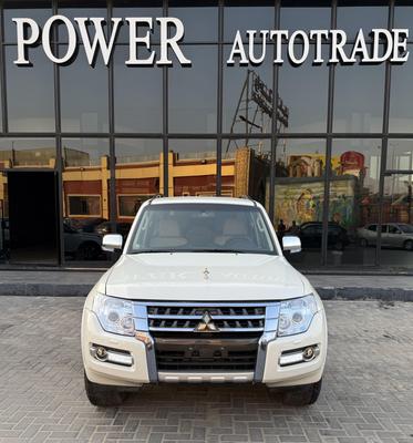 Mitsubishi Pajero 2020