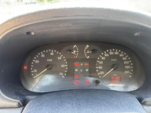 Renault Clio 2001
