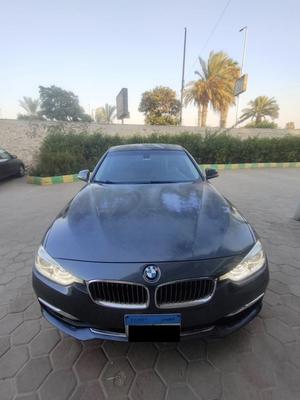 BMW 318 2019