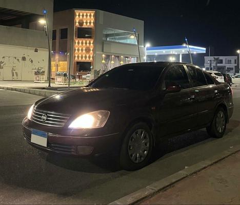 Nissan Sunny 2011