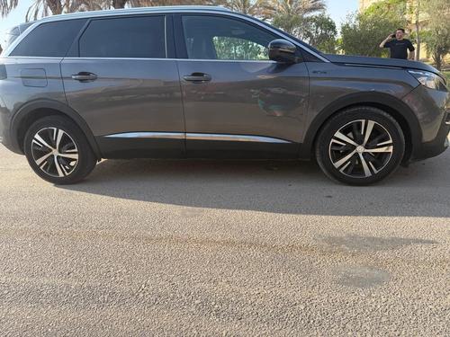 Peugeot 5008 2020