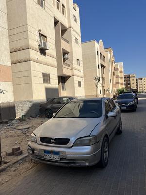 اوبل أسترا 2000