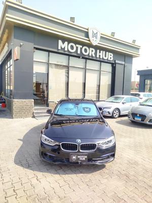 BMW 318 2017