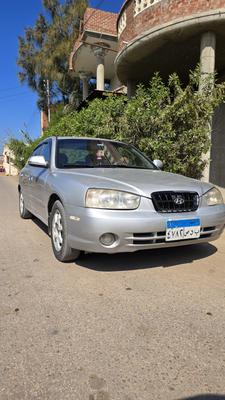 هيونداي افانتي 2002
